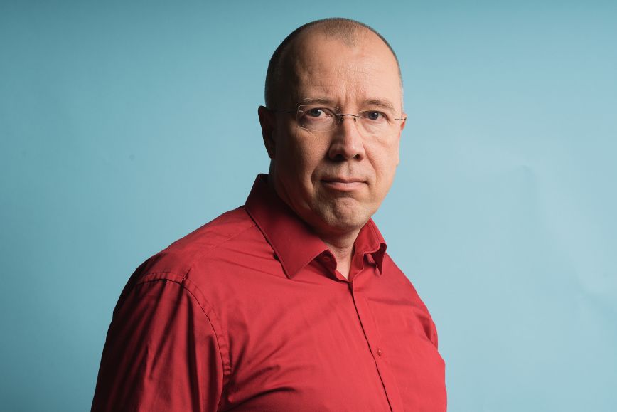 Kuvassa tutkimuspäällikkö Jouni Peltoniemi.
