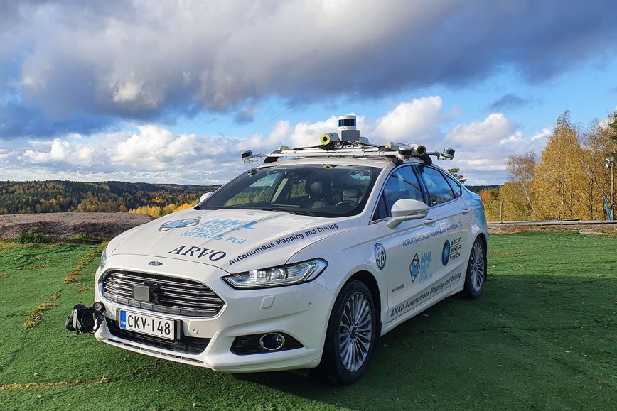 Autonomisesti ajava auto