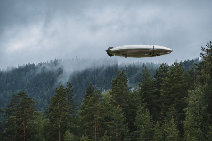 Unmanned airship flying 